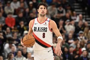 阿夫迪亚：第二节我们停止了给对手身体对抗 有些失去了专注力